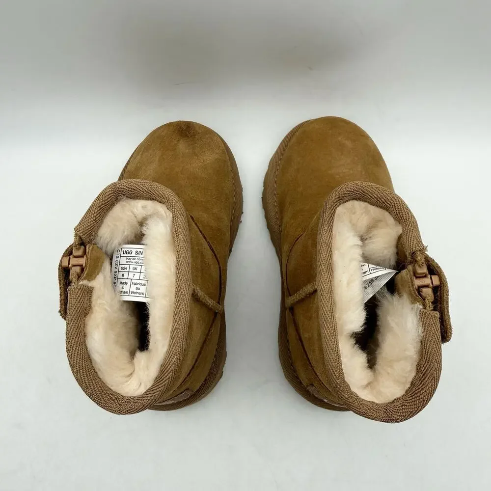 UGG Little Kids Adri Classic Mini Boots Size 8 EU 25 Brown Chestnut Suede NIB